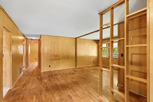 2561 Parkside Dr, Jackson, MI 49203 - Photo 8