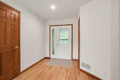 32058 County Road 687, Bangor, MI 49013 - Photo 6