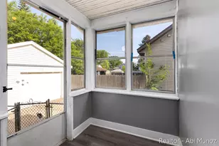 2029 Arnold Ave SW, Wyoming, MI 49509 - Photo 12