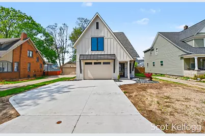 581 S Shore Drive, Holland, MI 49423 - Photo 2