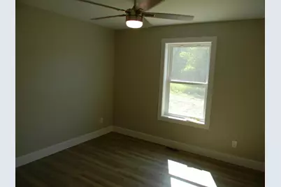 219 Taylors Court, Scottville, MI 49454 - Photo 10