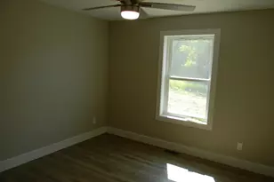 219 Taylors Ct, Scottville, MI 49454 - Photo 10