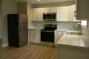 219 Taylors Ct, Scottville, MI 49454 - Photo 8