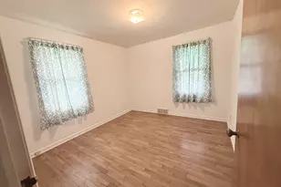 829 Dwillard Dr, Kalamazoo, MI 49048 - Photo 18