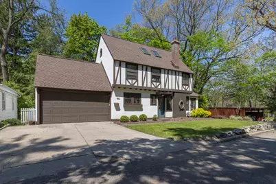 803 Forest Glen Boulevard, Kalamazoo, MI 49008 - Photo 2