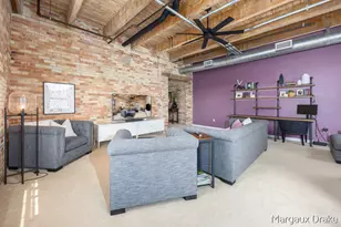 940 Monroe Ave NW, Grand Rapids, MI 49503 - Photo 20