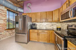 940 Monroe Ave NW, Grand Rapids, MI 49503 - Photo 16