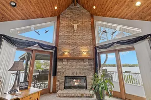 3750 Loch Dr, Highland, MI 48357 - Photo 34