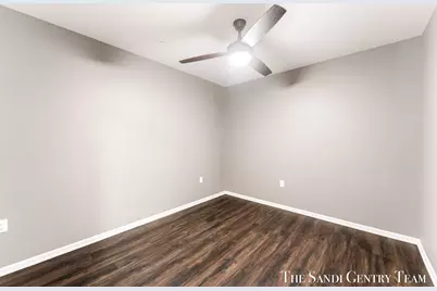 110 W Savidge Street #201, Spring Lake, MI 49456 - Photo 20