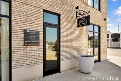 110 W Savidge Street #201, Spring Lake, MI 49456 - Photo 38