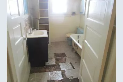 1010 Lavette Avenue, Benton Harbor, MI 49022 - Photo 14