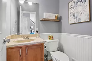 1037 Chaucer Ave, Portage, MI 49002 - Photo 10