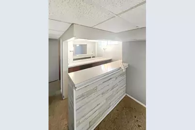 21120 Beechwood Avenue, Eastpointe, MI 48021 - Photo 12