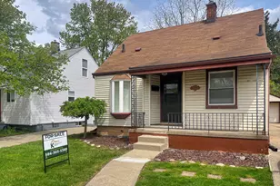 21120 Beechwood Ave, Eastpointe, MI 48021 - Photo 2