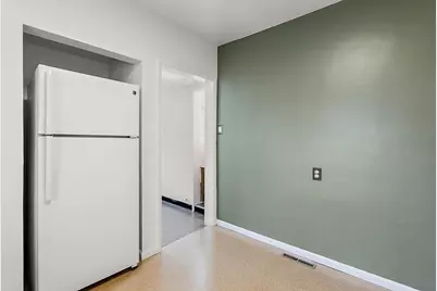 213 Ward Avenue, Saint Joseph, MI 49085 - Photo 10