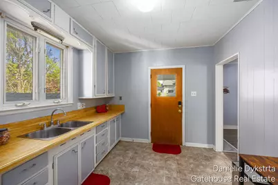803 James Street, Belding, MI 48809 - Photo 8