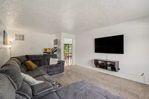224 Charles St, Otsego, MI 49078 - Photo 8