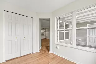 3101 Poplar Creek Dr SE, Grand Rapids, MI 49512 - Photo 10