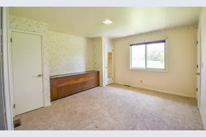 305 Ridge Road, Quincy, MI 49082 - Photo 14