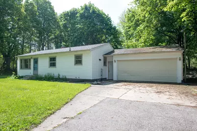 153 W E Avenue, Kalamazoo, MI 49009 - Photo 1