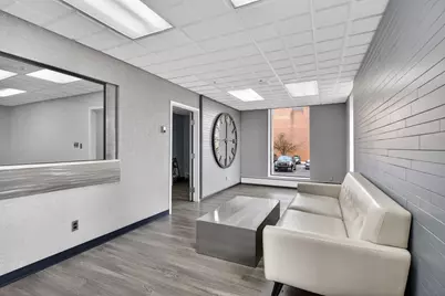 306 W Washington Avenue #105, Jackson, MI 49201 - Photo 10