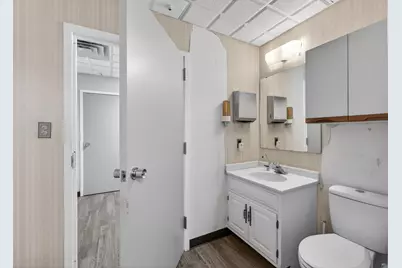 306 W Washington Avenue #105, Jackson, MI 49201 - Photo 34