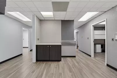 306 W Washington Avenue #105, Jackson, MI 49201 - Photo 20