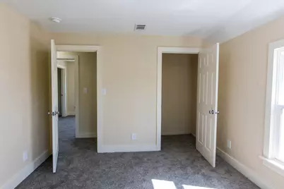 112 E Clay Street, Kalamazoo, MI 49007 - Photo 14