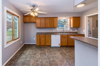 9190 Chaumont Drive, Commerce Township, MI 48382 - Photo 16