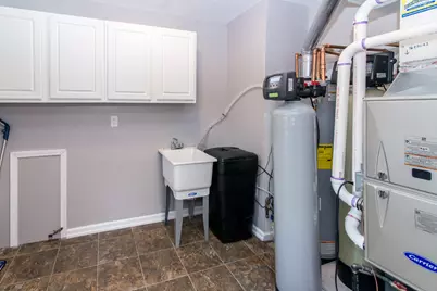 9190 Chaumont Drive, Commerce Township, MI 48382 - Photo 20