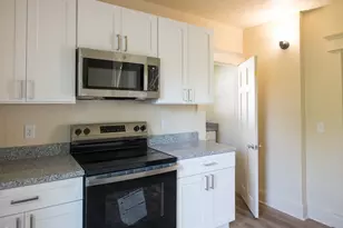 116 E Clay St, Kalamazoo, MI 49007 - Photo 12