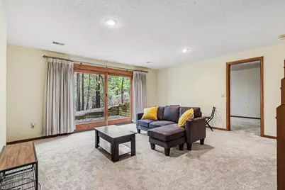 2429 Highpointe Drive, Kalamazoo, MI 49008 - Photo 18