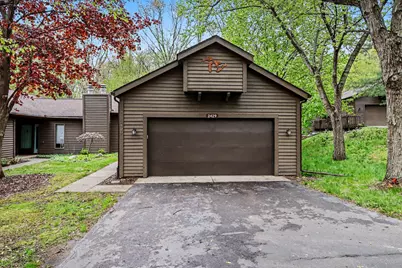 2429 Highpointe Drive, Kalamazoo, MI 49008 - Photo 2