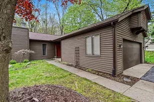 2429 Highpointe Dr, Kalamazoo, MI 49008 - Photo 1
