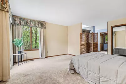 2429 Highpointe Drive, Kalamazoo, MI 49008 - Photo 12