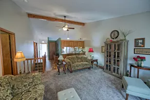 910 Cherrywood Cir, Portland, MI 48875 - Photo 6