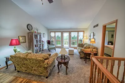 910 Cherrywood Circle, Portland, MI 48875 - Photo 2