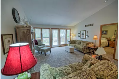 910 Cherrywood Circle, Portland, MI 48875 - Photo 4
