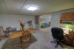 910 Cherrywood Cir, Portland, MI 48875 - Photo 28