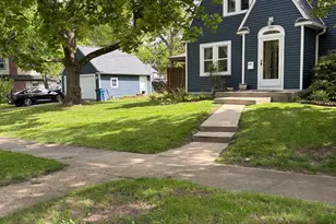904 Homecrest Ave, Kalamazoo, MI 49001 - Photo 2