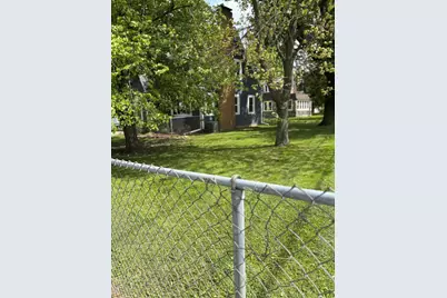 904 Homecrest Avenue, Kalamazoo, MI 49001 - Photo 4