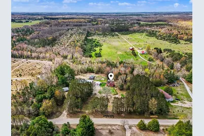 3625 W County Line Road W, Manistee, MI 49660 - Photo 34
