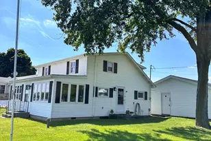 357 Plank Rd, Hudson, MI 49247 - Photo 1