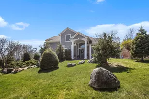 3975 Harbor Breeze Dr, Norton Shores, MI 49441 - Photo 4