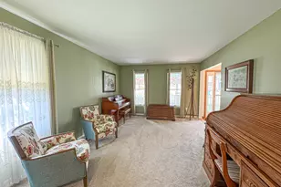 1086 Ivanhoe Dr, Muskegon, MI 49445 - Photo 10