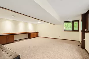 1000 Carolee Ln, Kalamazoo, MI 49008 - Photo 28