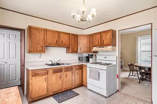 909 Alderman St, Belding, MI 48809 - Photo 10