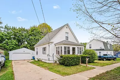 909 Alderman Street, Belding, MI 48809 - Photo 2