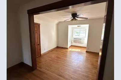 537 Winchester Avenue #Upper Unit, Saint Joseph, MI 49085 - Photo 6