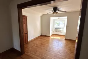 537 Winchester Ave, Saint Joseph, MI 49085 - Photo 6